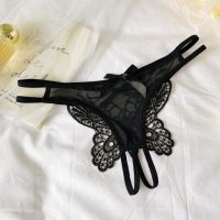P656 - Celana Dalam Panties Thong Hitam Crotchless Brokat Kupu-Kupu Tali 2