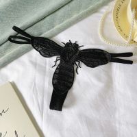 P662 - Celana Dalam Panties Thong Hitam Brokat Lebah Tali 2